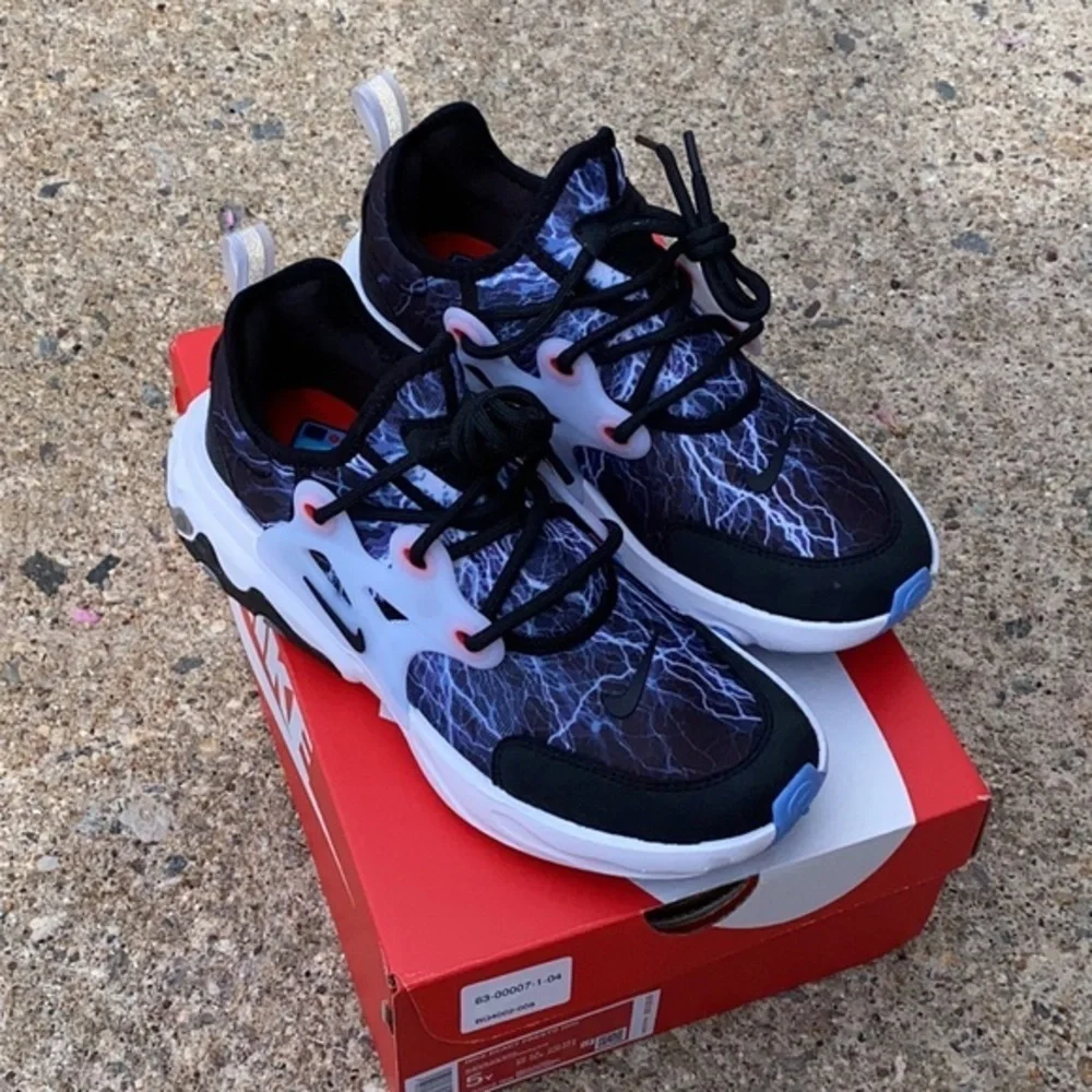 Nike React Presto ⚡️ Black : White : Lightning NWT